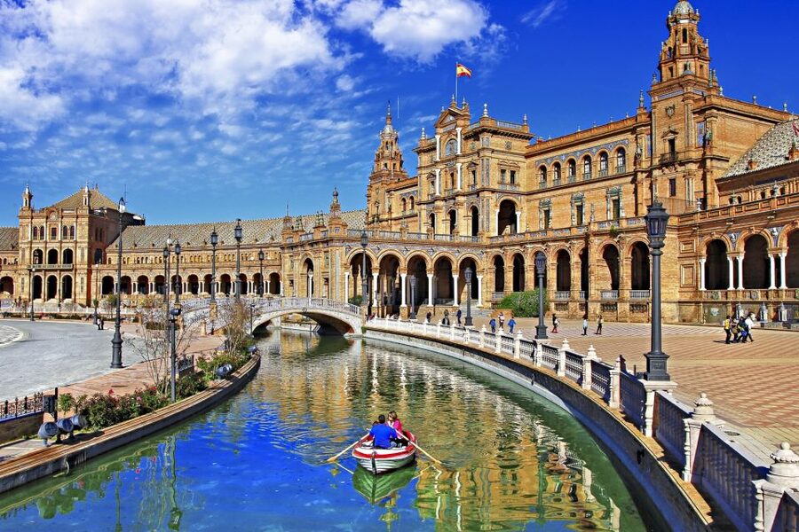 Andalusia and Barcelona 7-Day Package Tour From Madrid - Day 4: Sierra Nevada foothills to Valencia, with small-town views on the way