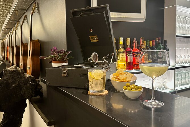 Authentic Flamenco Show Barcelona : Intimate Casa Sors Experience - The Guitar Museum Tour: The Upstairs Stop You Will Thank Yourself For