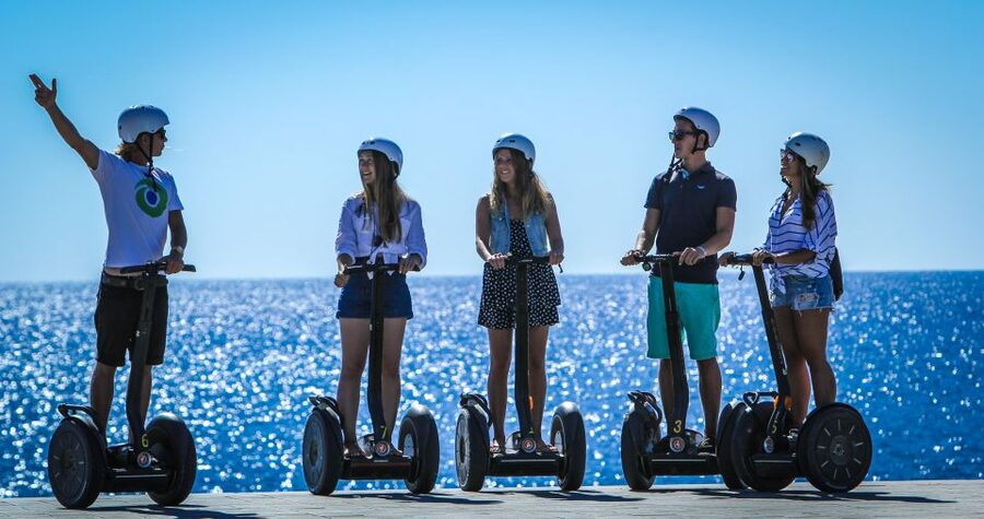 Barcelona: 1-Hour Short Panoramic Segway Tour - Icon photo stops: Columbus, the Lobster, and the Face of Barcelona
