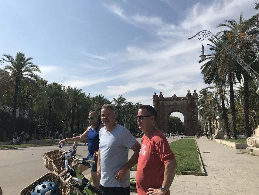 Barcelona: 2.5-Hour Bike or E-Bike Historical Tour - El Born and Mercat del Born, Medieval Streets With Modernism Stops