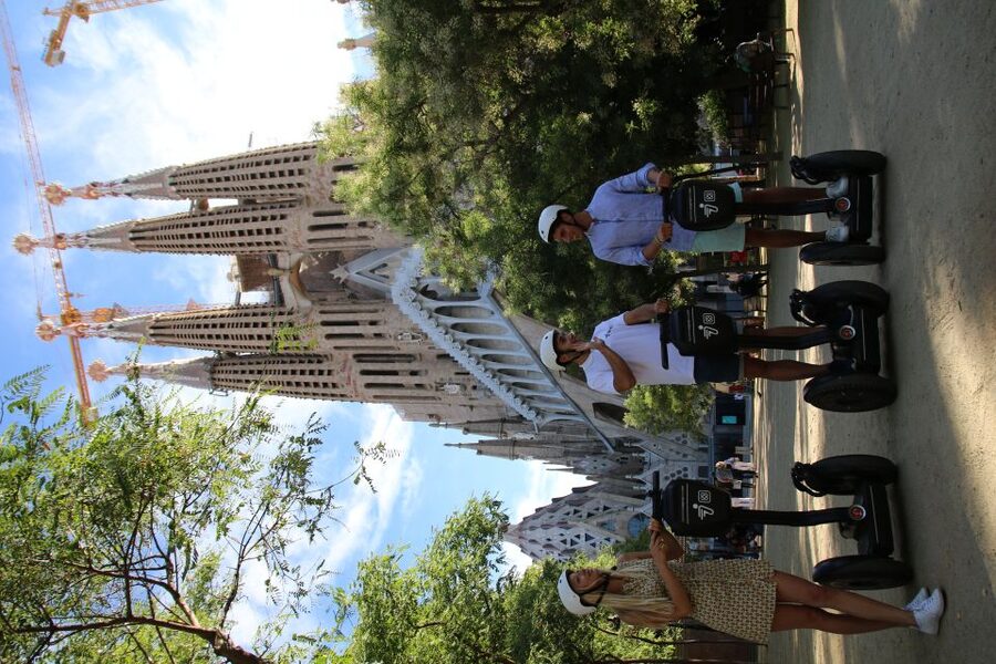 Barcelona: 2.5-Hour Gaudí Segway Tour - Key highlights at a glance