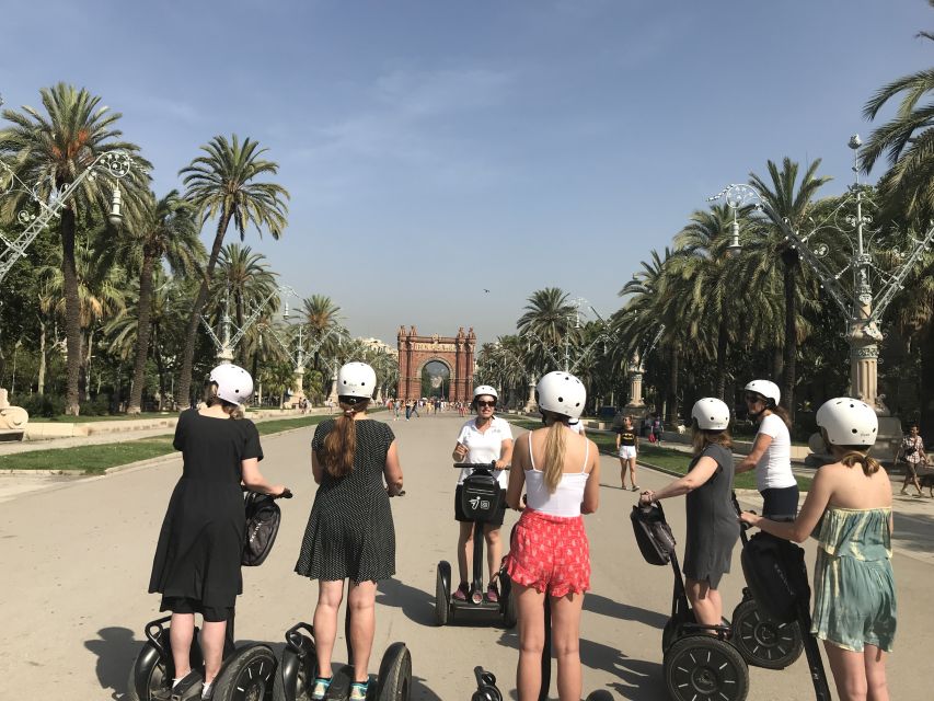 Barcelona: 2.5-Hour Gaudí Segway Tour - Passeig de Gràcia: Casa Milà and Casa Batlló as a moving gallery
