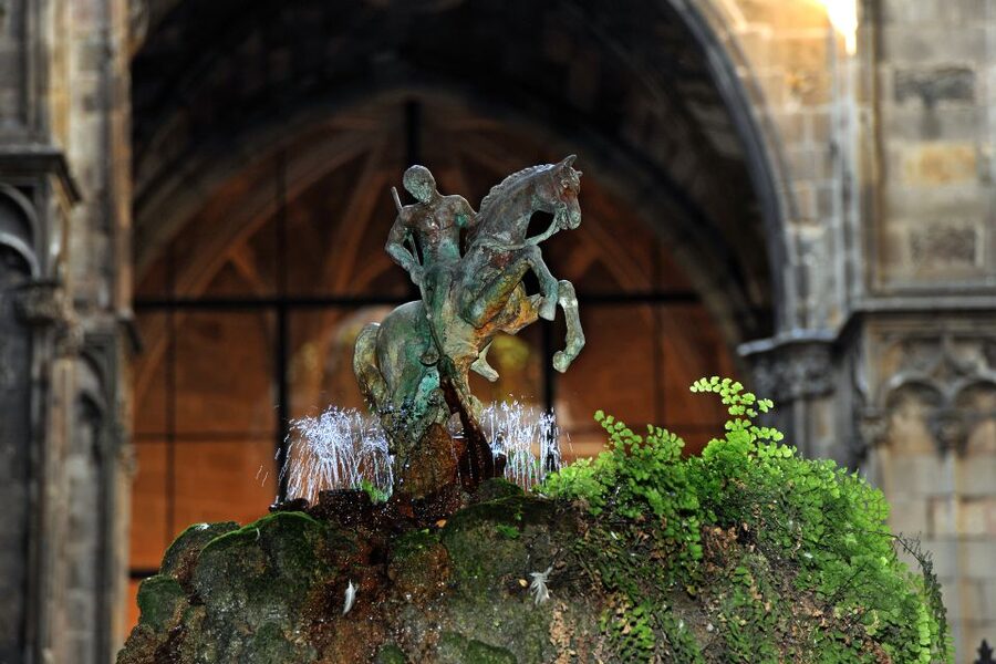 Barcelona 2-Hour Gothic Walking Tour - Price and what you truly get for $32