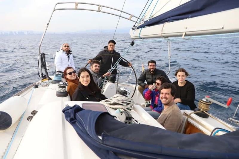 Barcelona 2h private sailing tour with local Skipper - The route around Barcelona: skyline, W Hotel, old port, and marinas