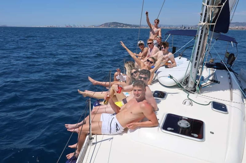 Barcelona 2h private sailing tour with local Skipper - Meet Didac, the local skipper who turns sailing into a city lesson