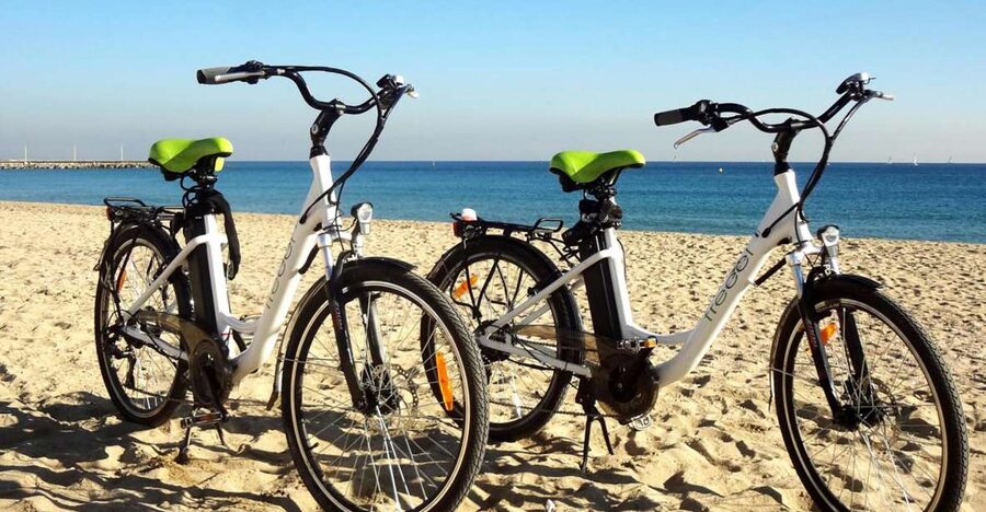 Barcelona 3 Hour Daily Electric Bike Tour - Bike lanes and pedestrian stretches: why this ride feels easier