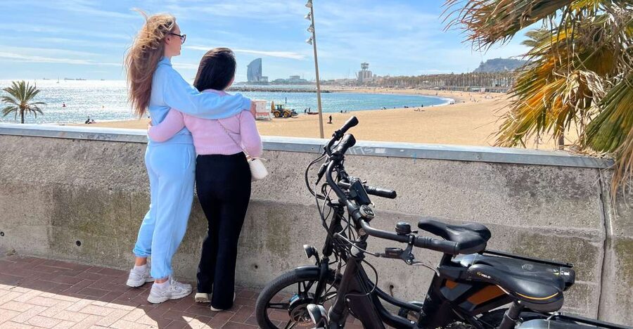 Barcelona: 3-Hour Montjuic Mountain E-Bike Guided Tour - The Montjuic ride rhythm: photos, pauses, and no rigid pace
