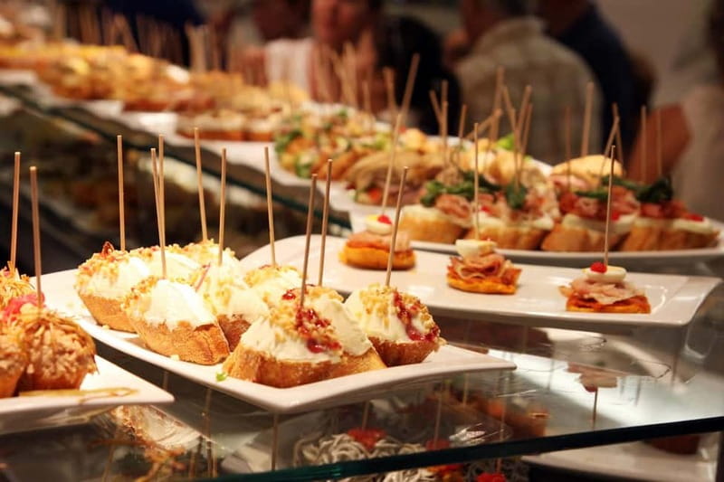 Barcelona: 3-Hour Sips, Sites & Bites Food & History Tour - Quick decision guide: should you book this tour?