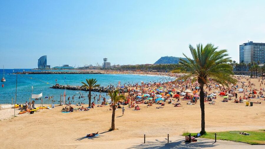 Barcelona Audioguide - TravelMate app for your smartphone - Your Barcelona Audio Route: 52 Pieces in 155 Minutes