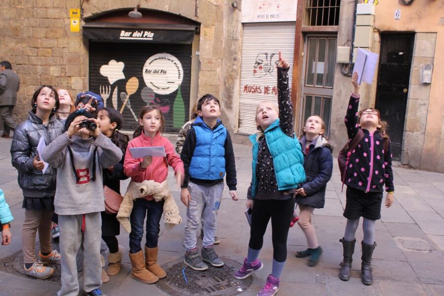 Barcelona: Barrio Gótico Dragon Tour for Families - Dragon Clues Through Barcelona’s Old Quarters, Born to the Barrio Gótico