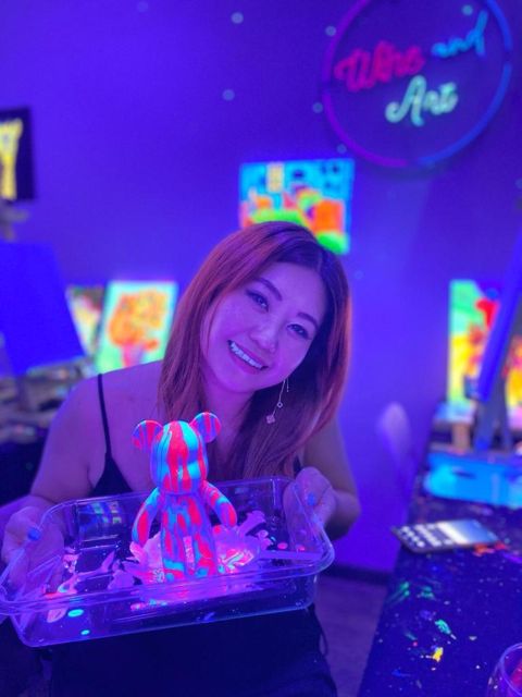 Barcelona: Bear-brick Fluorescent Painting | Wine and Art - The Wine and Art Part: What the Mood Feels Like