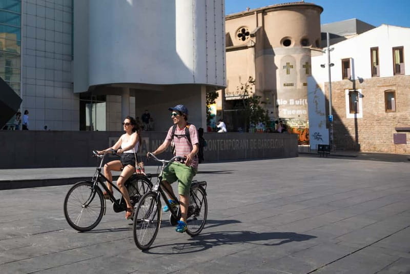 Barcelona: Bike Rental for 2 - 24 Hours - The Comfort Setup: Three Speeds, Adjustable Seat, Real-World Control