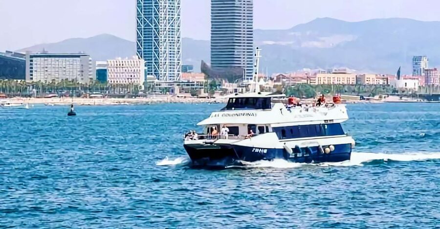 Barcelona: Boat Tour in Las Golondrinas - The real “itinerary”: a 9 mile coastline ride that prioritizes views