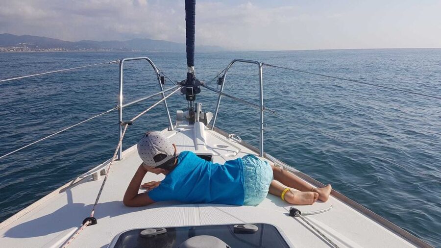 Barcelona: Boat trip with cava in amazing sailboat - Meeting at Moll de Mestral and choosing the right departure option