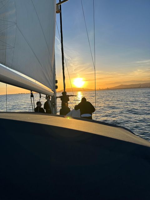 Barcelona: Boat trip with cava in amazing sailboat - W Barcelona and the Old City sunset stretch