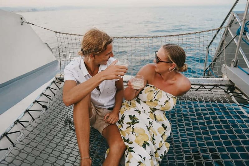 Barcelona: Brunch Boat Party with Drinks and DJ - Key points to know before you go