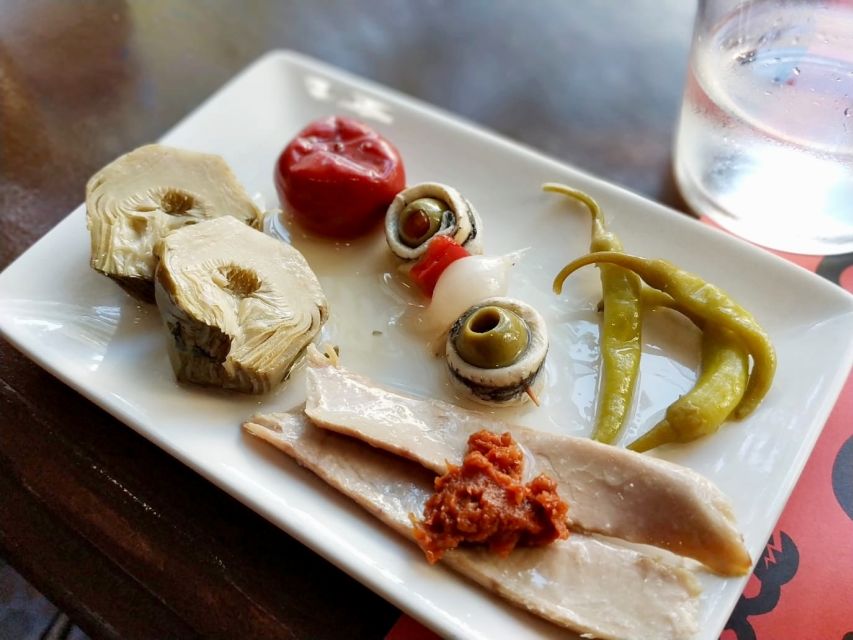 Barcelona Brunch Food Tour of Local Cafés & Neighborhoods - Old Town history in food form, with a guide who explains the why