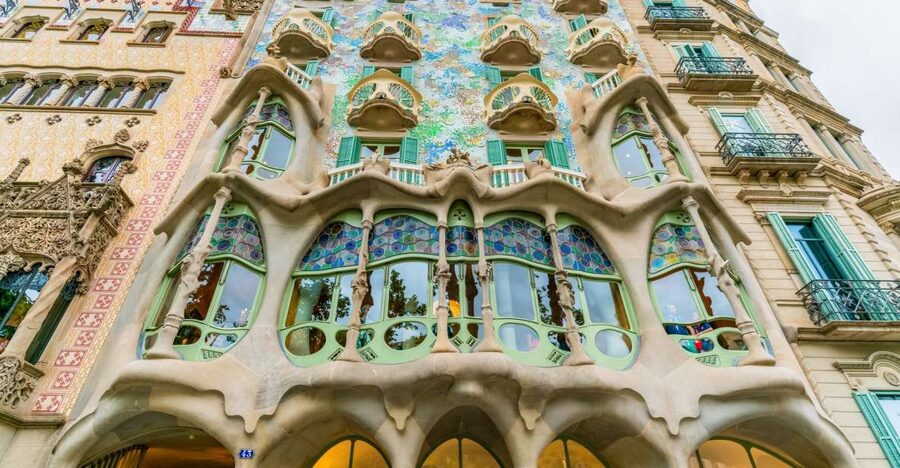 Barcelona: Casa Batlló Entry with Self-Audioguide Tour - Key things to know before you go