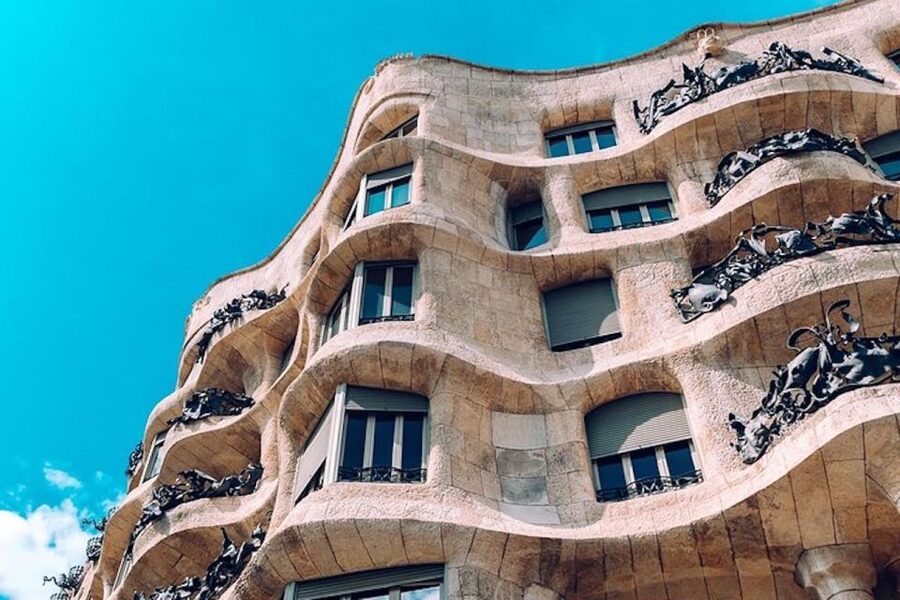 Barcelona: Casa Batlló, La Pedrera, & Chocolate Tasting Tour - Casa Batlló and La Pedrera in One Half-Day