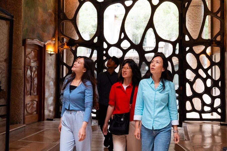 Barcelona: Casa Vicens, Pedrera, and Casa Batlló Guided Tour - Casa Vicens to Casa Batlló in One 3-Hour Route: Why It Works