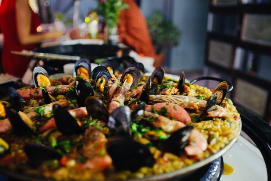 Barcelona: Catalan Paella Cooking Class - What a 2.5-hour cooking class really gives you