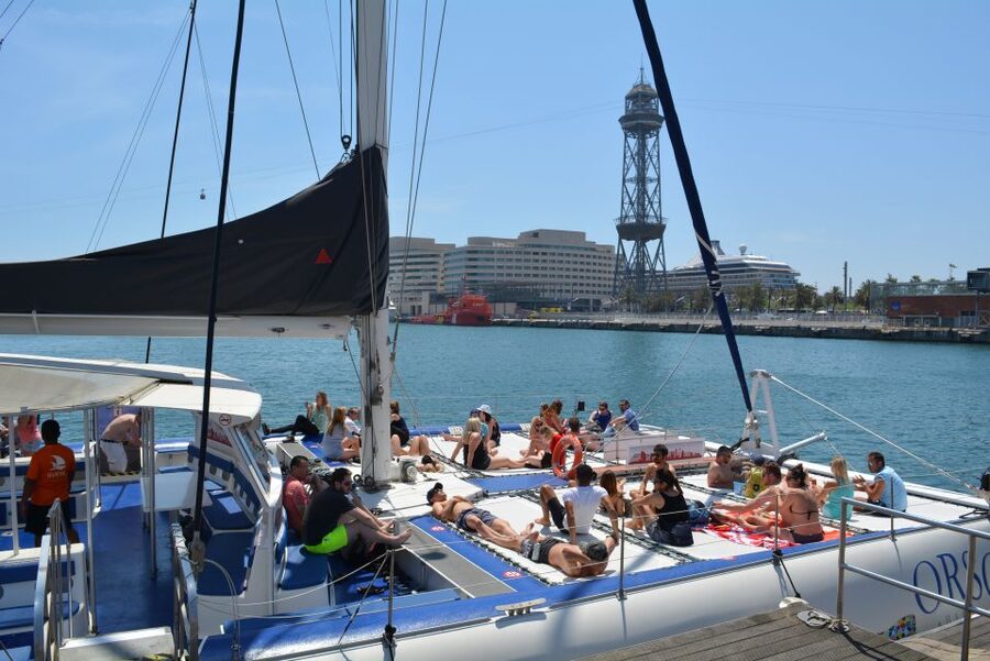 Barcelona: Catamaran Cruise with optional Live Jazz Music - Timing, Starting Times, and When Things Shift