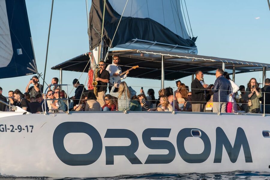 Barcelona: Catamaran Cruise with optional Live Jazz Music - The 1.5-Hour Sail Plan: A Simple Rhythm, Not a Packed Tour