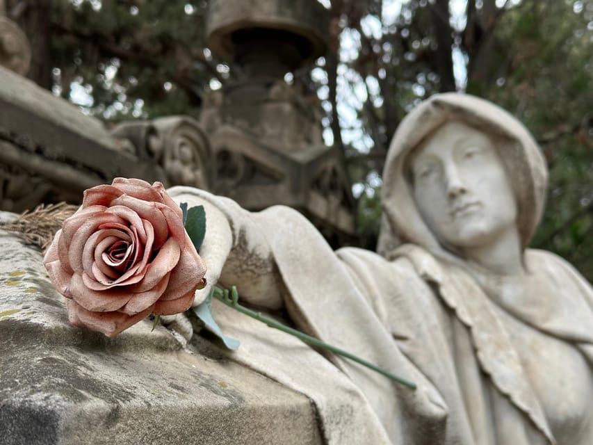 Barcelona: Cemetery Tour - Gothic Graves & Local History - The short rides by black cab and how they shape the route