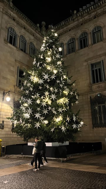 Barcelona: Christmas Lights and Markets Bike Tour - Passeig de Gràcia and the Major Photo Stops