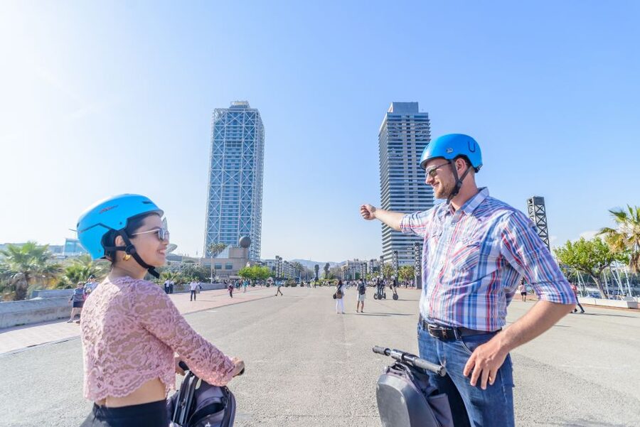 Barcelona: City and Seafront Guided Segway Tour - Muralla romana to Gothic Quarter, Roman walls and medieval lanes