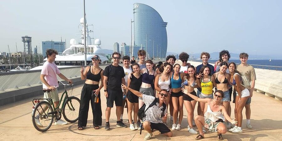 Barcelona: City Highlights Bike Tour with Locals - Sagrada Familia: a guided background stop, not just a quick snapshot