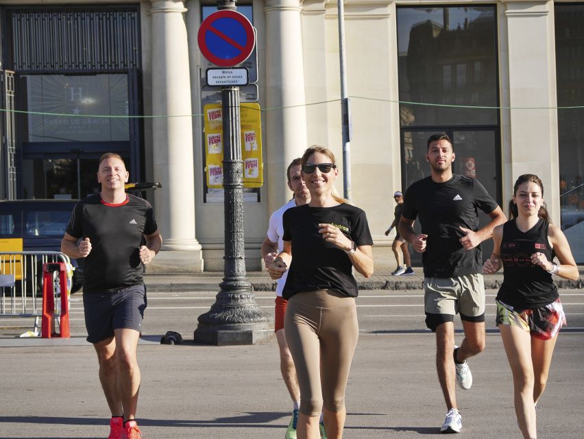 Barcelona: City Highlights Guided Running Tour - Sagrada Família, hearing why it is still being built