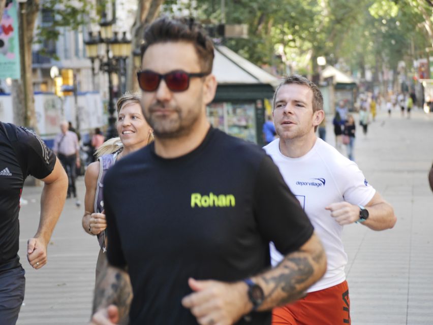 Barcelona: City Highlights Guided Running Tour - Pace and group size, how the 1.5 hours actually feels on your legs