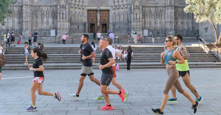 Barcelona: City Highlights Guided Running Tour - Gothic Barcelona Cathedral, and the value of a quick exterior photo pause