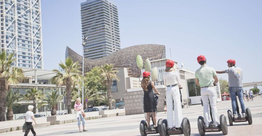 Barcelona: City Highlights Segway Tour - Gothic Quarter style orientation: from medieval churches toward the sea