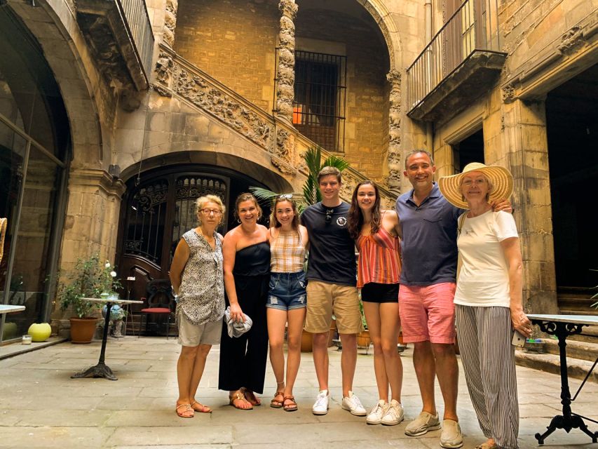 Barcelona: City Tour & Flamenco Show with Wine & Tapas - Palau Dalmases and the flamenco show, skip-the-line done right