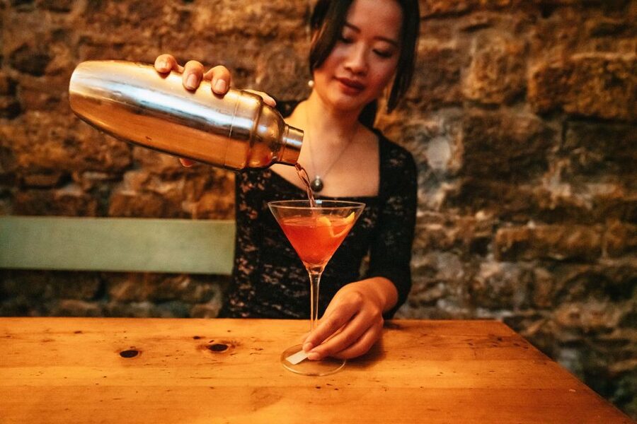 Barcelona: Cocktail Master Class by Mixologist with Tapas - Getting coached by a real mixologist, and learning the why