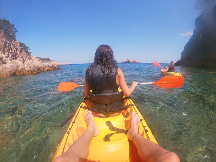 Barcelona: Costa Brava Kayak and Snorkel Tour with Lunch - Meet at Arc de Triomf, then get out of town smoothly