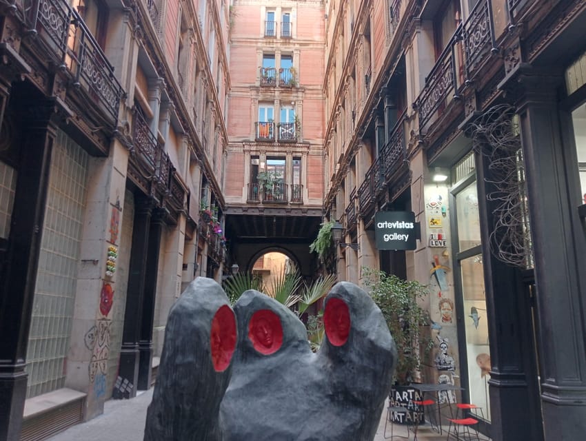 Barcelona: Curious Legends and Traditions of Old Town Tour - Bishop’s Bridge: Where the Weird Details Feel Earned