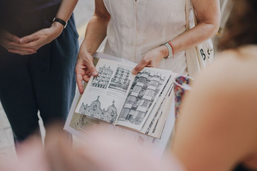 Barcelona: Discover Gaudi Architectural Guided Tour - Casa Lleó Morera and Casa Amatller, Modernisme’s Big Names in One Stretch