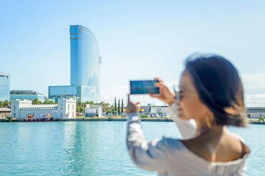 Barcelona: E-Bike Tour with Montjuic Cable Car & Boat Ride - El Raval to Paral·lel Avenue: the warm-up that sets the tone