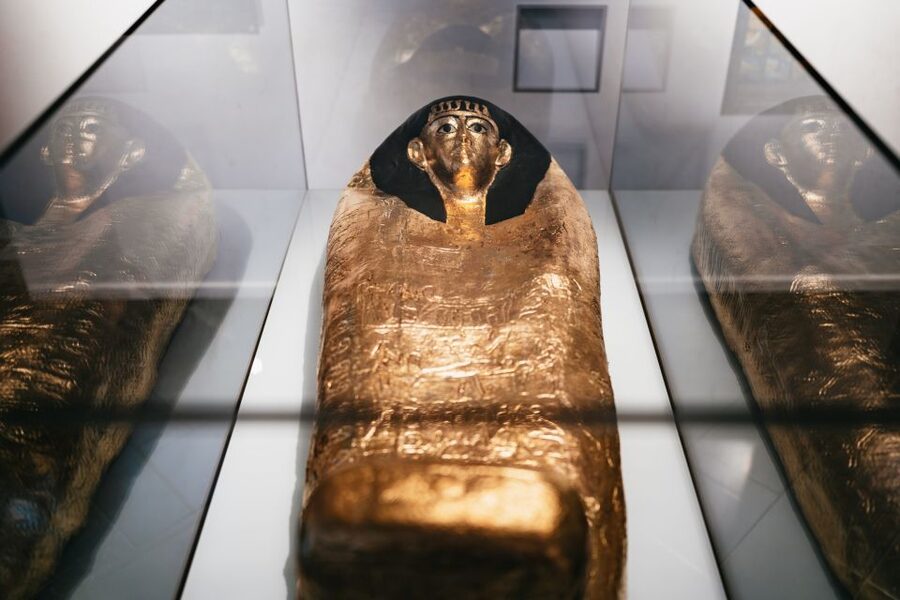 Barcelona Egyptian Museum Tickets - Practical logistics: opening hours, closures, and timing your day