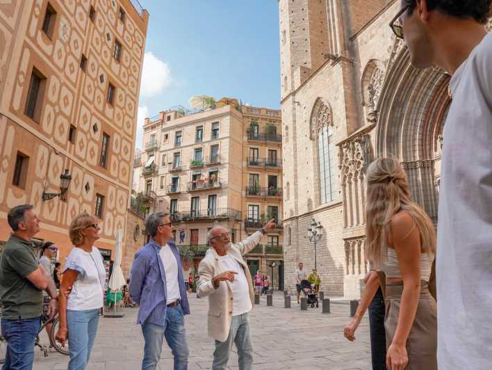 Barcelona: El Born and Gothic Quarter Wine & Tapas Bar Tour - How the 3-hour pacing works, from meeting point to final bar