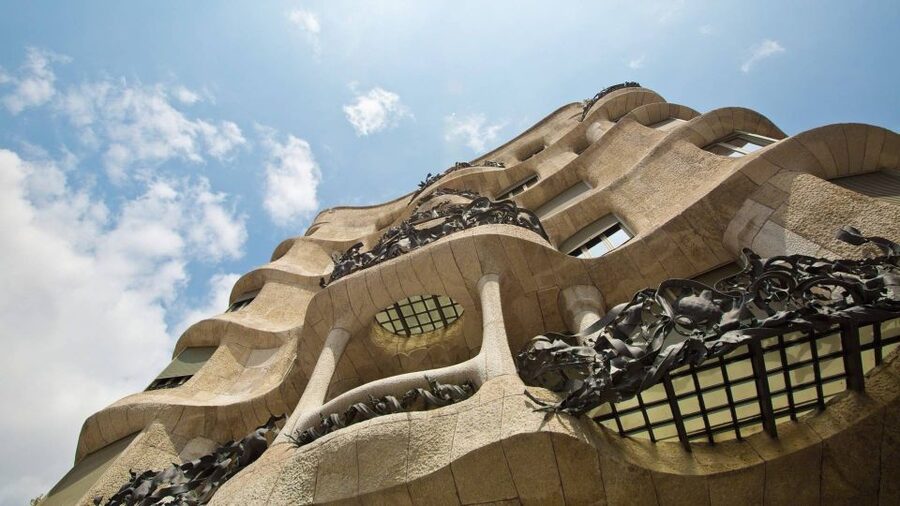 Barcelona: Evening Walking Tour in the Gaudi Area with Tapas - Stop 3 and 4: Mediterranean Tapas at a Cozy Local Restaurant