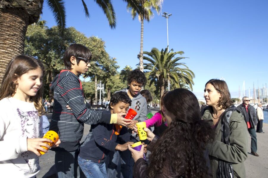 Barcelona: Family Tour in the Footsteps of Columbus - Casa Gispert on Weekdays: The Smell of a Classic General Store Ending