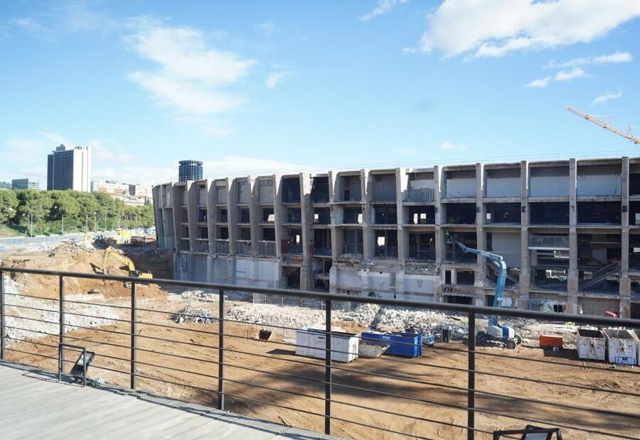 Barcelona: FC Barcelona Museum Private Tour - Multimedia Zone and the “Spotify Camp Nou Live” 360º show