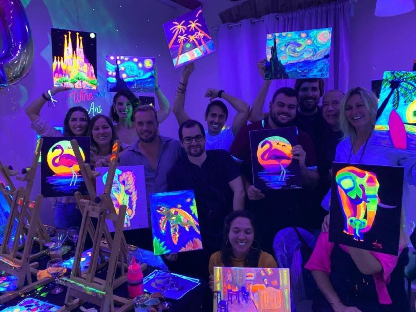 Barcelona: Fluorescent Paint and Wine Workshop - Who This Workshop Is Best For