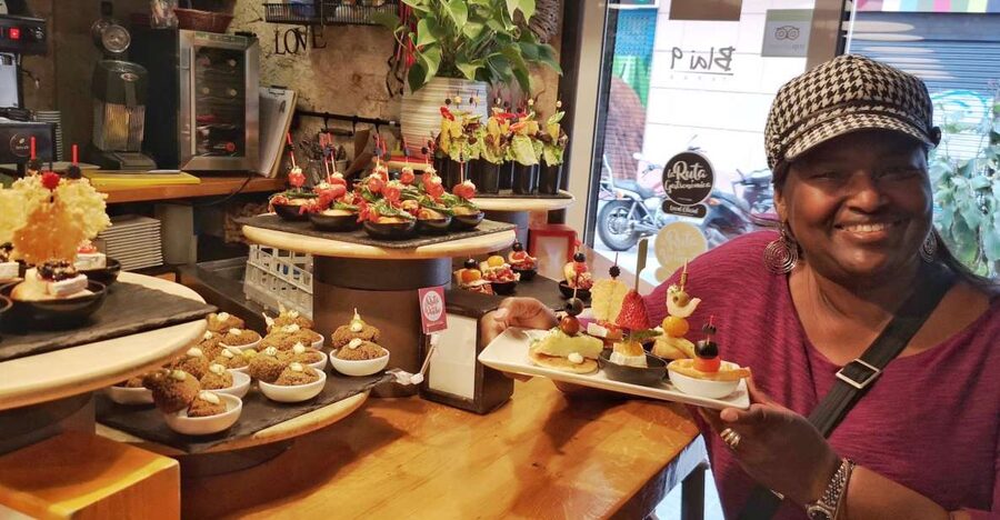 Barcelona: Food & Drink Tasting Tour in Traditional Taverns - What exactly you eat and drink, and why the included list matters