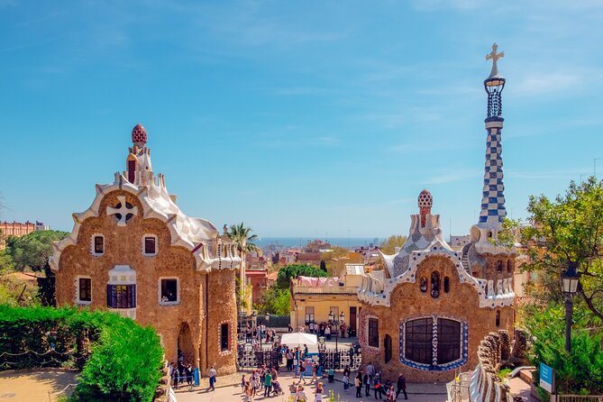 Barcelona Food Tour: Tapas, Drinks and Delights with a Local - The route: a 3.5 hour loop through Gothic Quarter squares and streets
