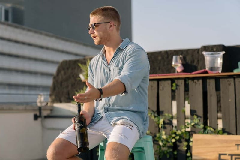 Barcelona: Fun & Unpretentious Rooftop Wine Tasting - Snacks, Music, and the Social Rhythm of the Evening